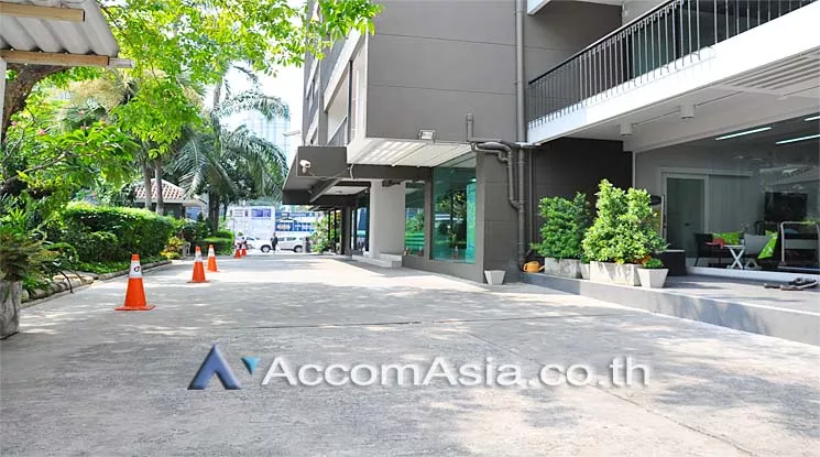 9  Office Space For Rent in Sukhumvit ,Bangkok BTS Asok - MRT Sukhumvit at Asoke Court AA14342